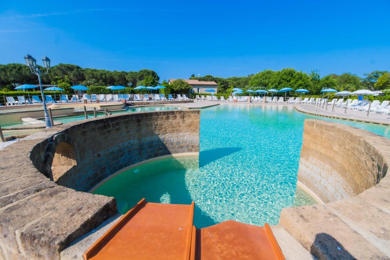Camping Le Palme Marina Di Bibbona Exterior photo